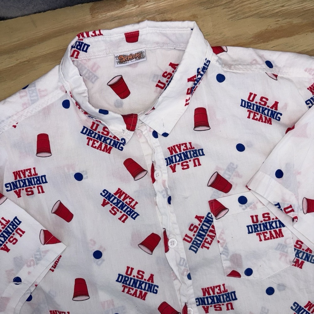 Spencer's Short Sleeve USA‎ Drinking Team Pattern Shirt Large Red White Blue